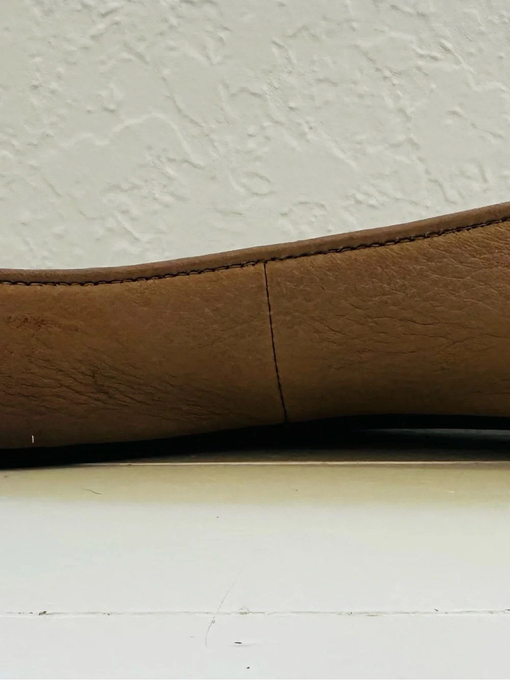 Tory Burch Reva Ballet Pebbled Leather Flats in Taupe Sz 6
